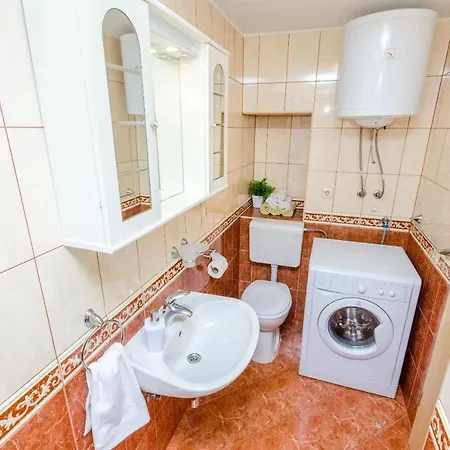 Andro - 30m From Sea: A1 Supetar. Island Brac Appartement